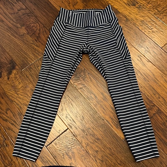 Athleta Pants - Athleta Leggings